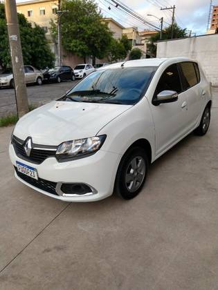 RENAULT SANDERO 1.0 12V SCE FLEX VIBE MANUAL RENAULT SANDERO 1.0 12V SCE FLEX VIBE MANUAL